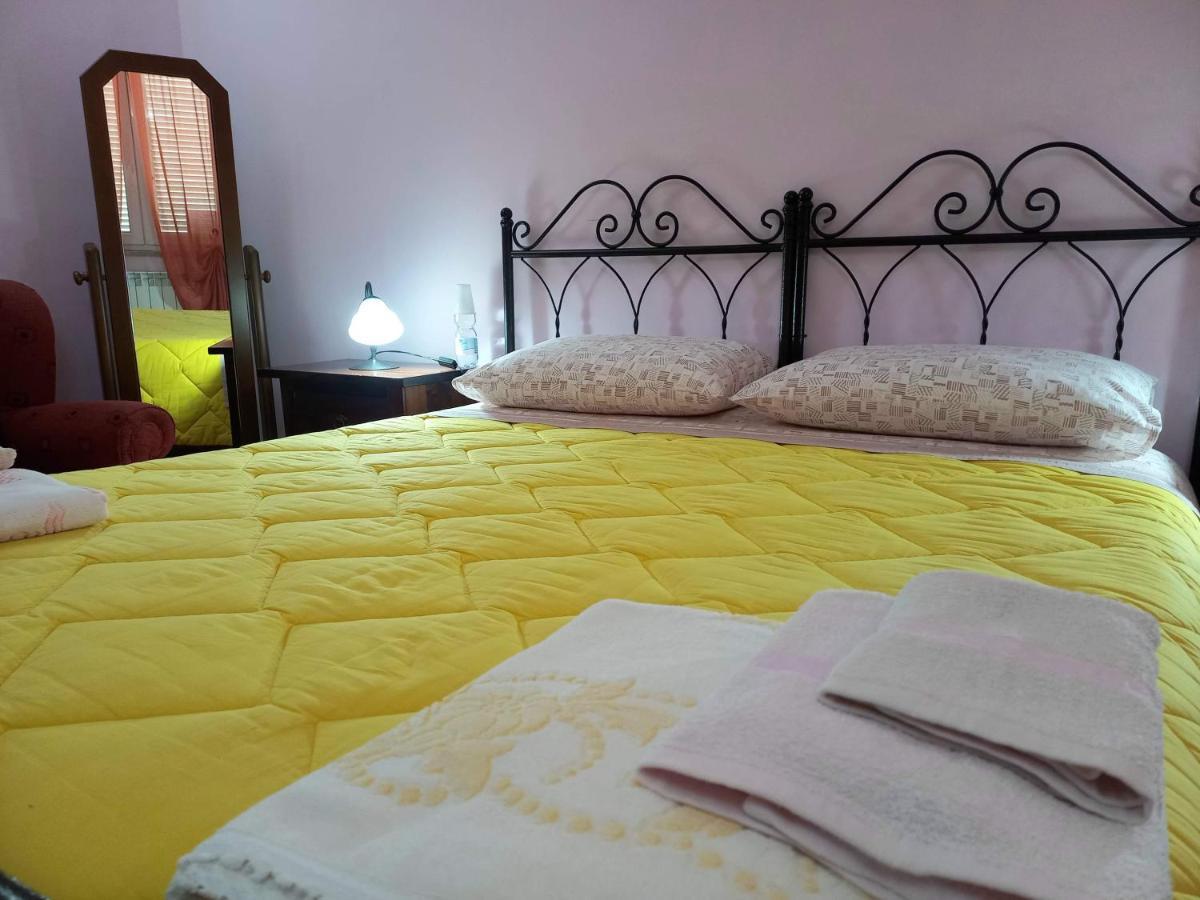 B&B Le Colonne Montefusco Exterior photo